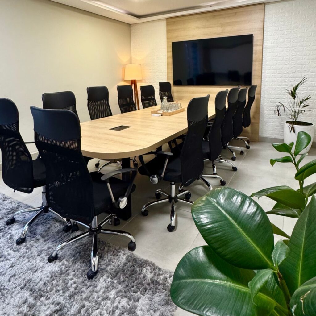 Sala de reunião do Rexco Coworking em Blumenau